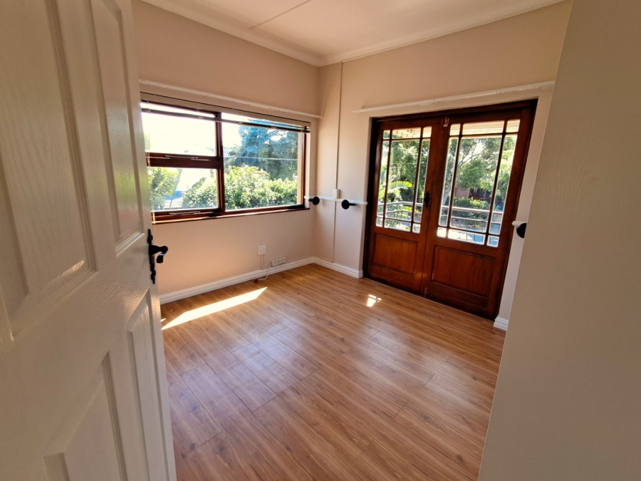 4 Bedroom Property for Sale in Bergsig Western Cape